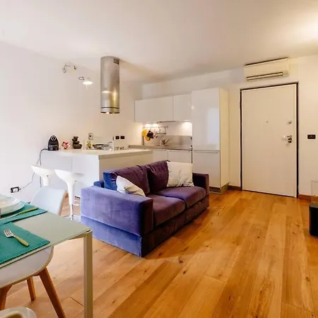 800's House - In The Centre Of With Terrace * Turin